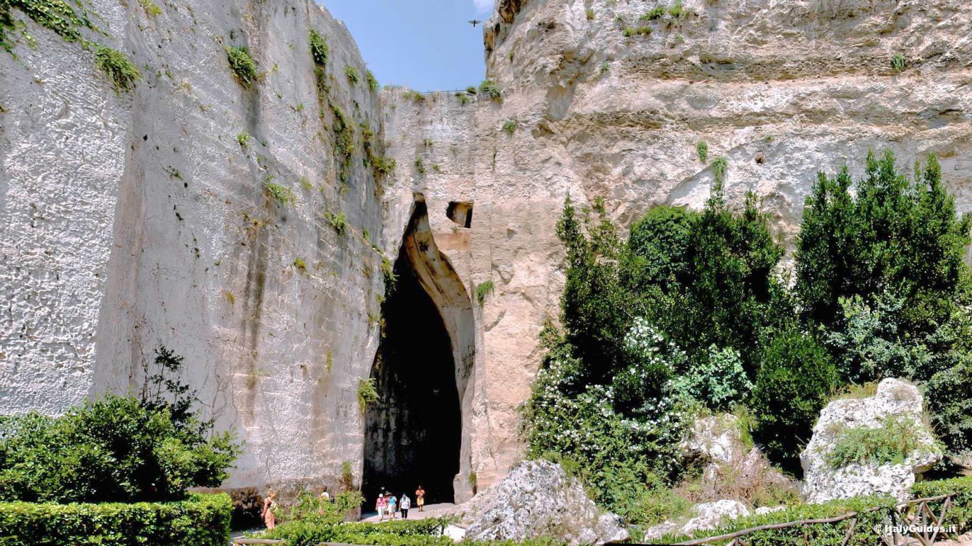 დიონისეს გამოქვაბული, საბერძნეთი, greece,dionise cave