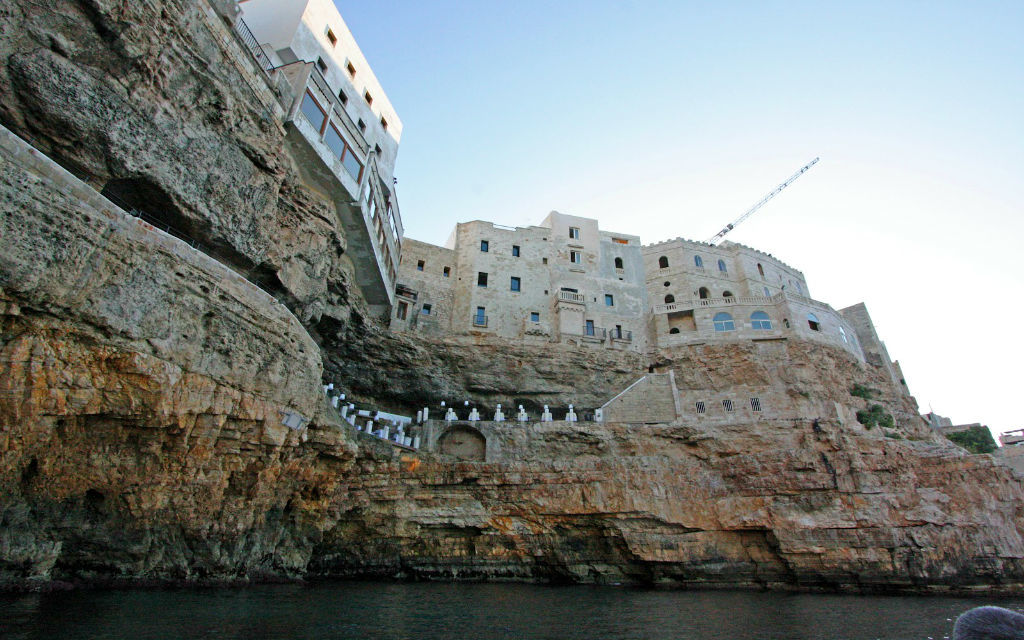 Grotta Palazzese Hotel